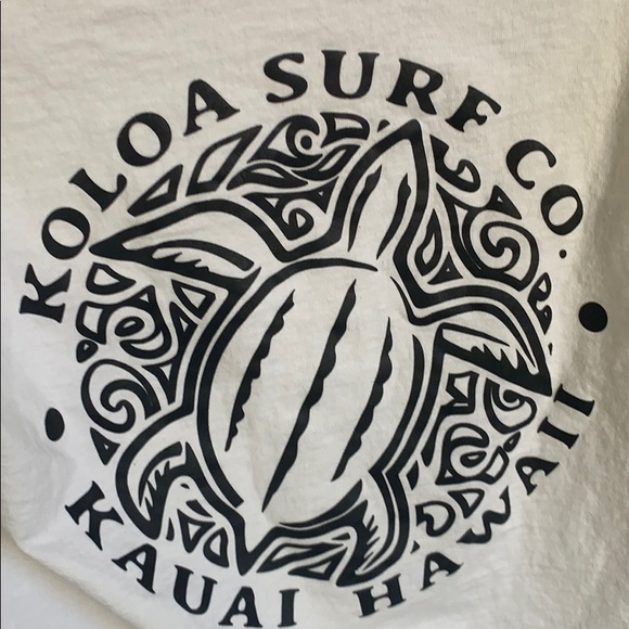 Surf Shirt! 🌟 - Picture 5 of 5